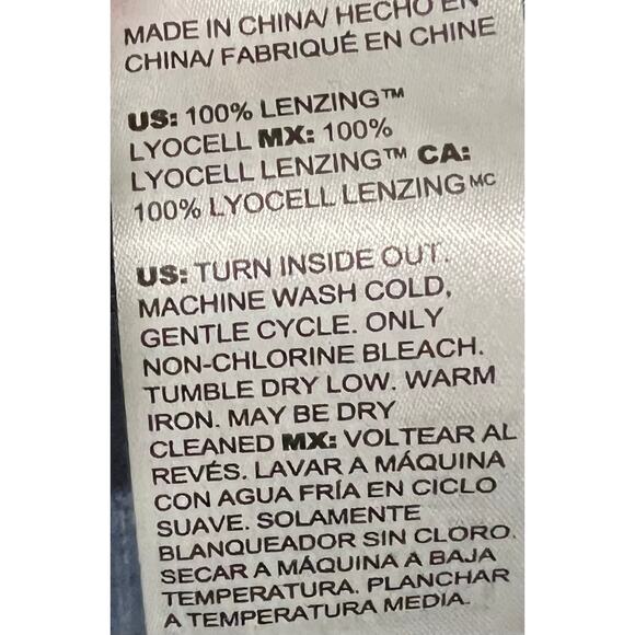 Chico's Chambray Blue Tencel Maxi Long Tank Dress Tie Dye Hem Pockets Sz M (2) - Picture 13 of 13